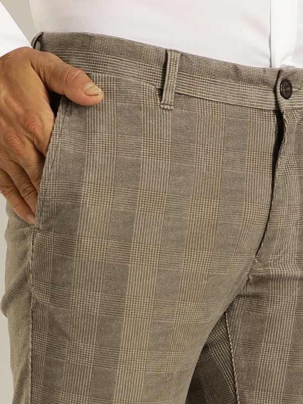 Indian Terrain Men's Slim Fit Checkered Beige Trousers
